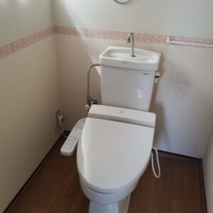 氷見市十二町車庫付き中古住宅 画像9